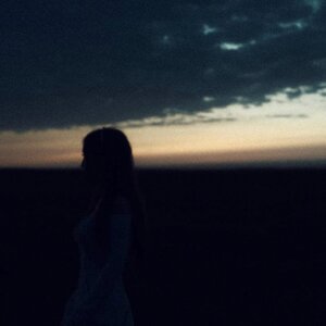 bir kyz — jalgan